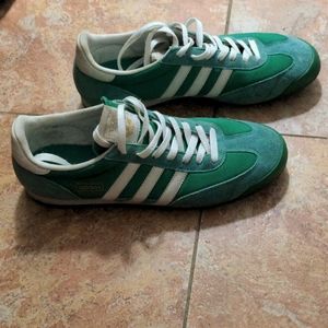 (11) 2012 Green Adidas Dragon